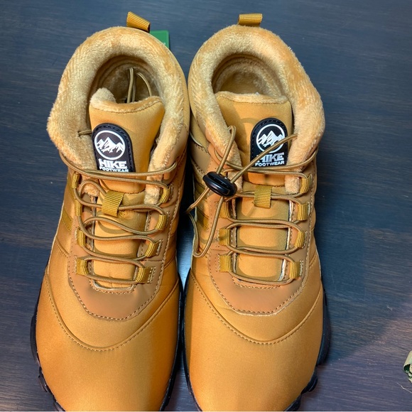Hike Footwear Insulated Hiking Boots Wheat Tan EU 39 Women’s 8 8.5 NWT - Picture 3 of 11